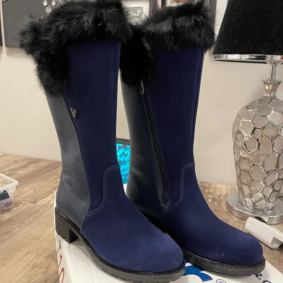 Pajar, leather, suede and shearling boots, size 11, but fit small. True size 9.5 - Picture 14 of 14